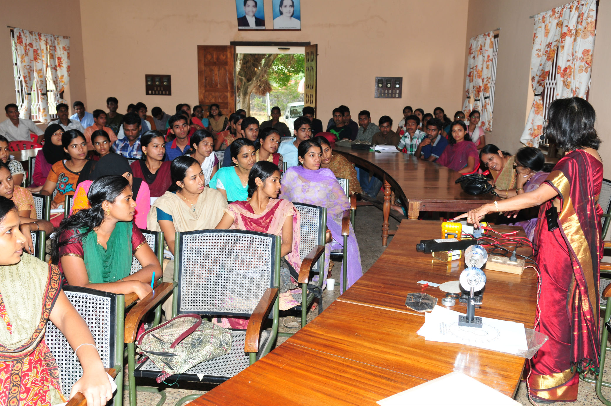 Workshop on innovative techniques in physics invokes wide inspiration